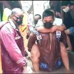 Kisah Heroik Kapolsek Mengevakuasi Korban Banjir, Digendong hingga Didorong Gerobak