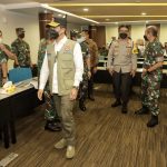 Forkopimda Jatim Dan Kepala BNPB Gelar Rapat Kordinasi Kesiapan Penanganan Pelaku Perjalanan Luar Negeri Di Bandara Juanda