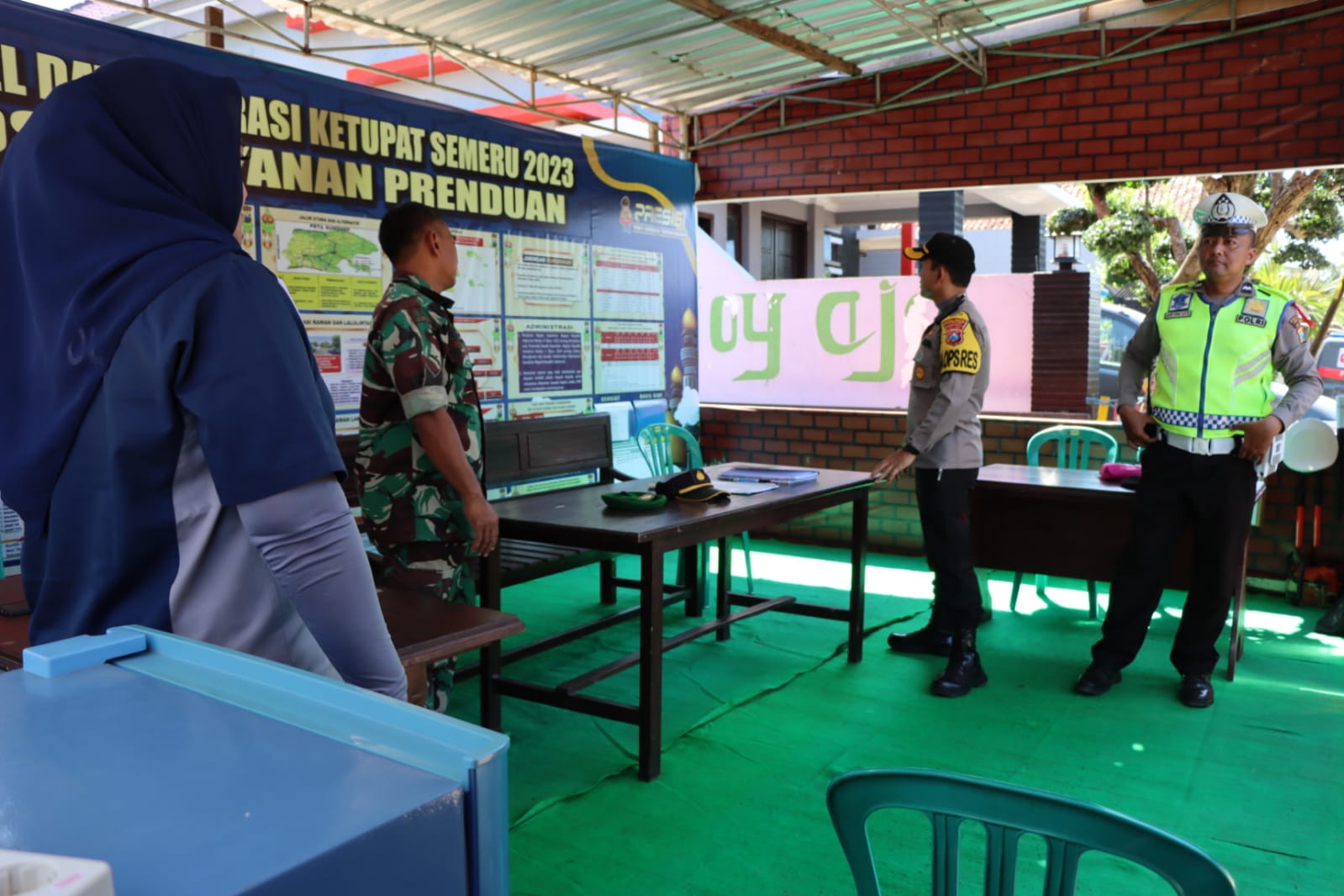 Pastikan Kesiapan Anggota, Kapolres Sumenep Cek Posyan dan Pos Terpadu Jelang Lebaran