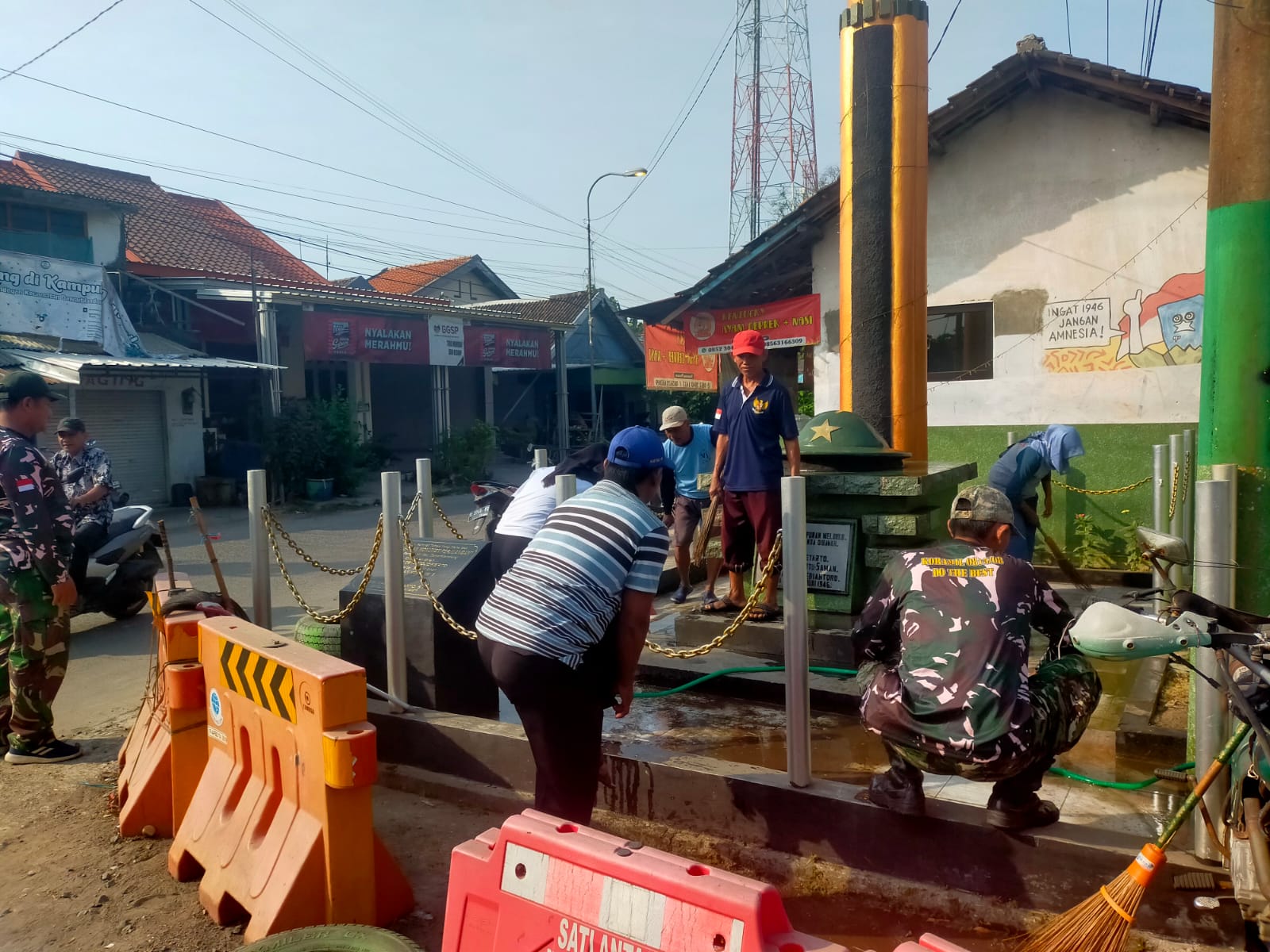 Karya Bakti Monumen Perjuangan, Danramil Dawarblandong Bentuk Perhargaan Jasa Pahlawan