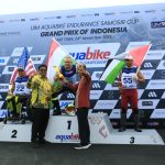 BUPATI DAN WABUP SAMOSIR BERIKAN HADIAH JUARA AQUABIKE WORLD CHAMPIONSHIP 2023
