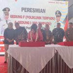 Tingkatkan Pelayanan Kesehatan Kepada Masyarakat, Bupati Ikfina Resmikan Gedung IGD Dan Poliklinik Terpadu RSUD Prof. Dr. Soekandar