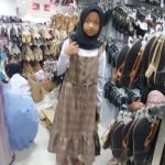 38 anak yatim di kota Pasuruan belanja di toko Swalayan