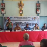 Babinsa Koramil Batuputih Turut Dampingi Penyaluran BLT-Desa Jangkang Benua Kec. Jangkang