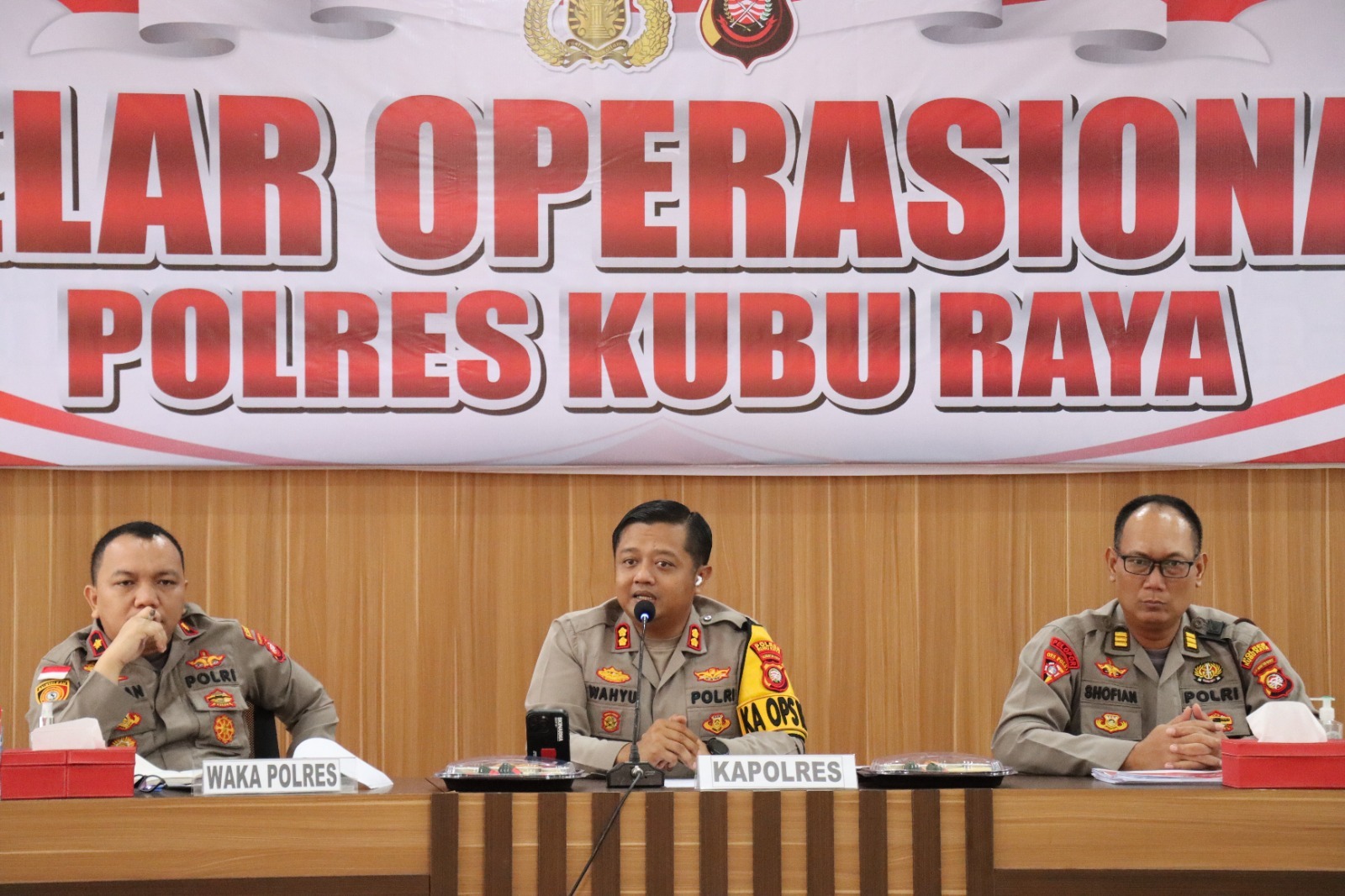 Kapolres Kubu Raya Pimpin Evaluasi Bulanan Kinerja Polres dan Jajaran “