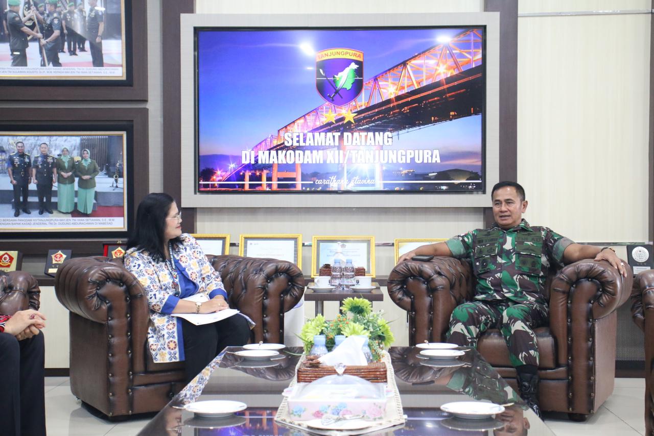 Pererat Silaturahmi dan Kerjasama, Pangdam Tanjungpura Terima Kunjungan Kaper BKKBN Provinsi Kalbar