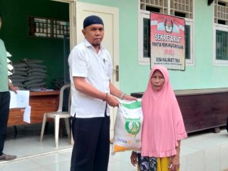 Pemdes Kalianget Timur Salurkan Bantuan Pangan (Bapang) Berupa Beras 10 Kg Tahun 2024