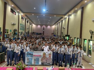 Wujudkan Sadar Berlalu Lintas, Satlantas Polres Pasuruan Sosialisasi Safety Riding Di Sekolah