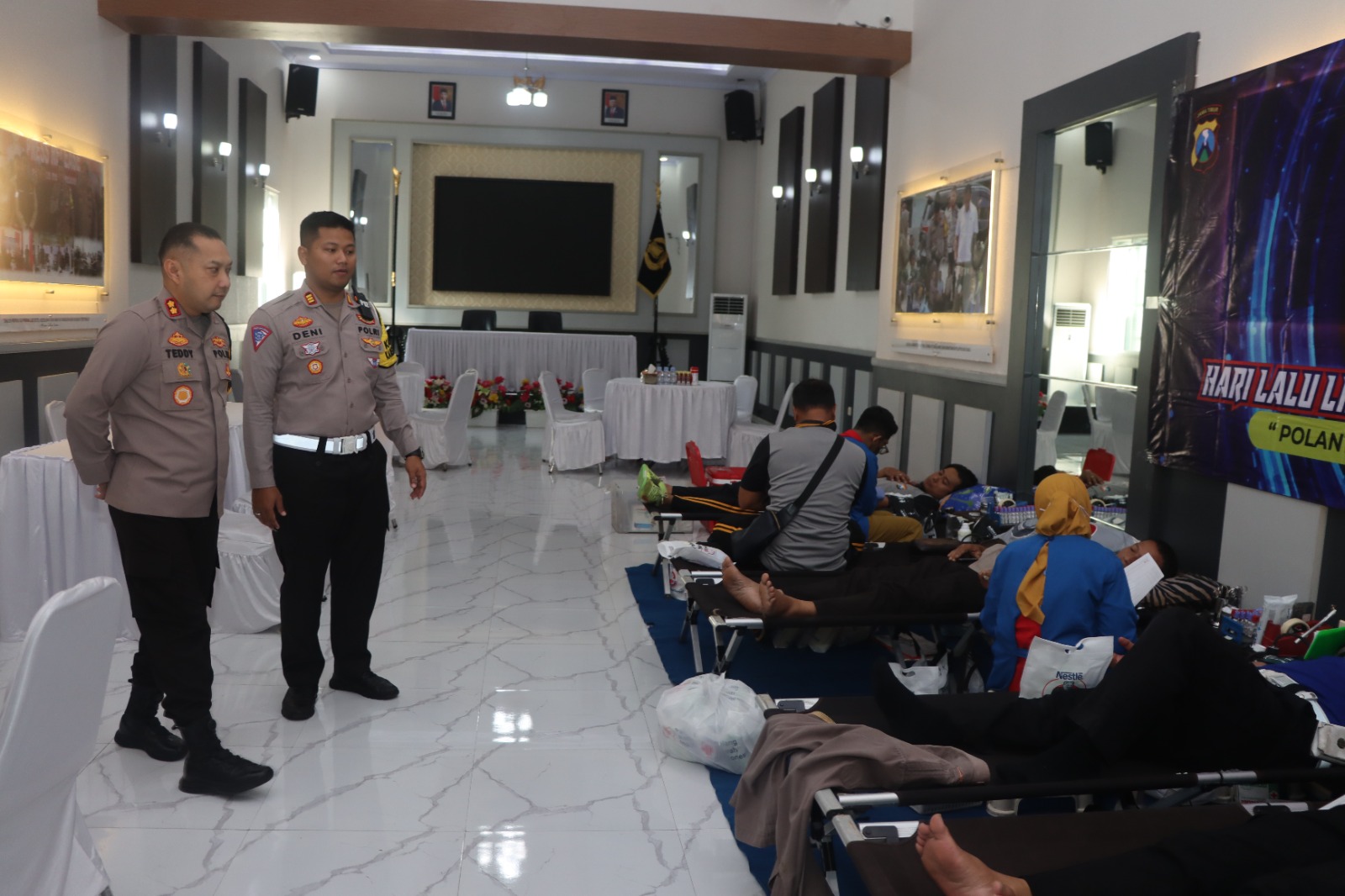 Peringati Hari Lalu Lintas Bhayangkara ke-69, Satlantas Polres Pasuruan Gelar Kegiatan Donor Darah