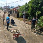 Warga Komp Hosana Gracia RT 013/07 Di Ajak Budayakan Bergotong Royong.