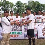Kebondalem Legend Dukung Cabup Mansur Hidayat Dan Menantang Main Bola Bareng.
