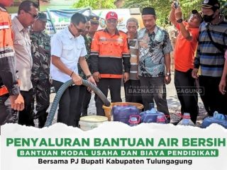 PENYALURAN BANTUAN AIR BERSIH BANTUAN MODAL USAHA DAN BIAYA PENDIDIKAN BERSAMA PJ BUPATI KABUPATEN TULUNGAGUNG