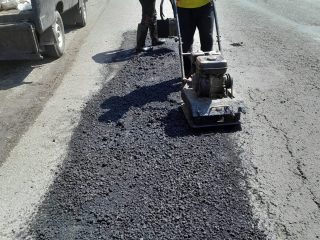 Kegiatan Pemeliharaan Rutin Perbaikan Jalan  Ruas Cuwiri