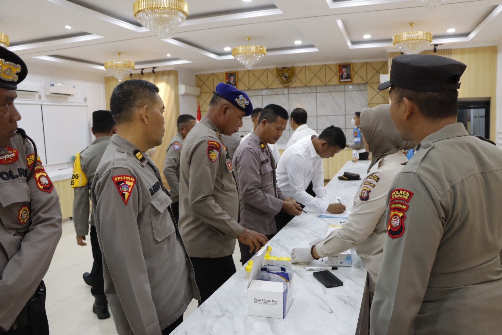 Tes Urine Mendadak, Kapolres Ketapang Ingin Pastikan Personilnya Bebas Dari Narkoba