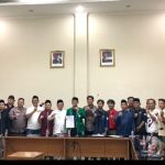BEMPTNU Melakukan Aksi Di DPRD Kota Tasikmalaya