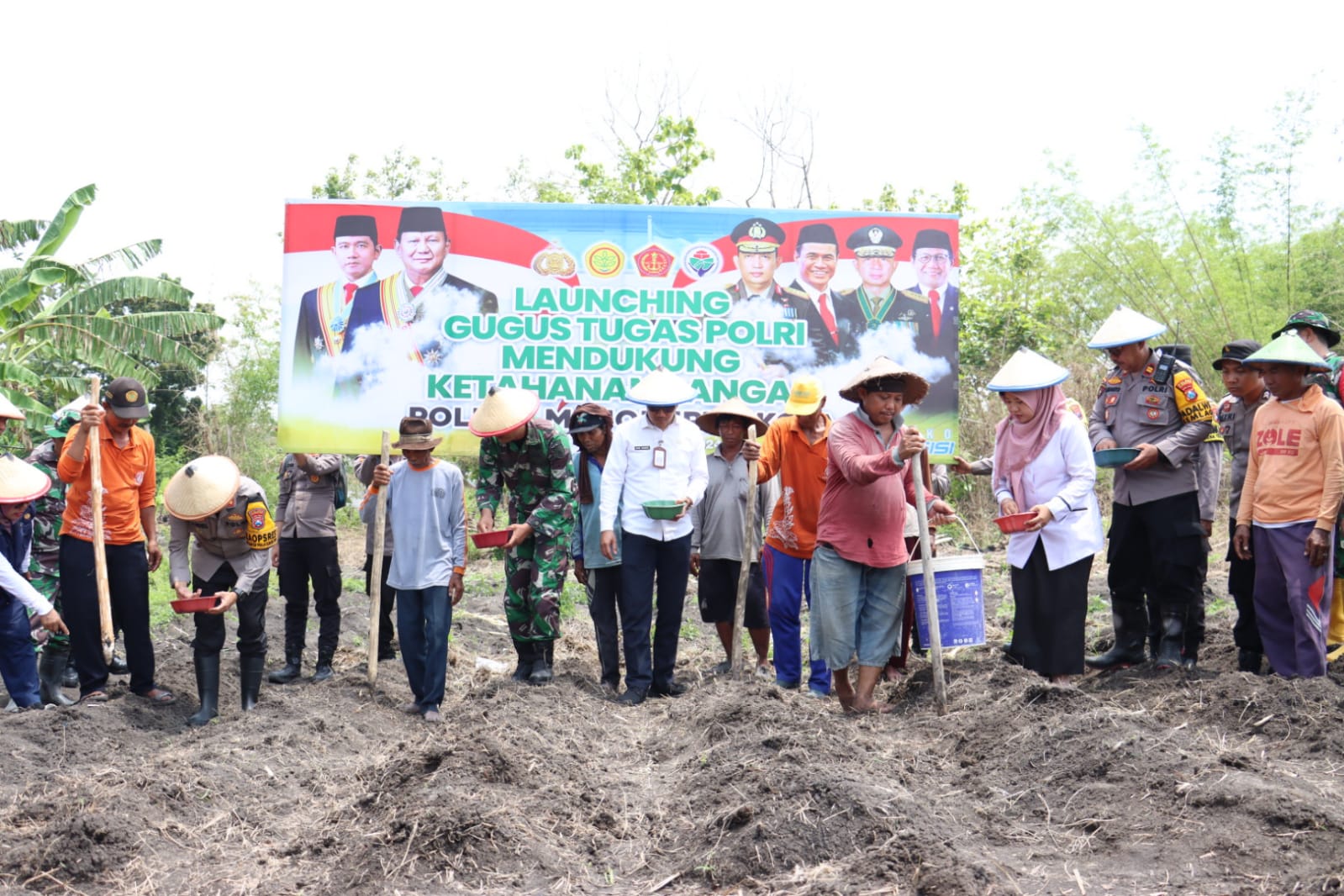 Dukung Ketahanan Pangan, Polres Mojokerto Kota Launching Gugus Tugas Polri Bersama Kelompok Tani