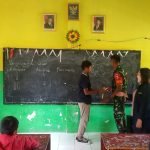 Ajarkan Metode Gasing Matematika, Babinsa Koramil Kemlagi Disambut Antusias Siswa SDN Mojokusumo