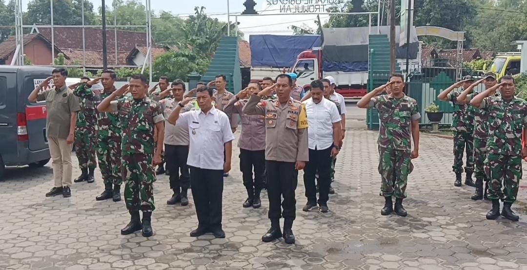 Sinergitas 3 Pilar Forkopimcam Trowulan Perkuat Silaturahmi & Tingkatkan Keamanan Wilayah