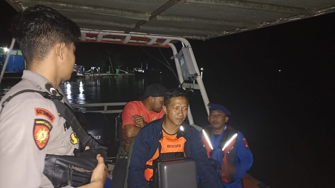 Anak Selamat, Sang Ibu Hilang Ditelan Derasnya Sungai Kapuas