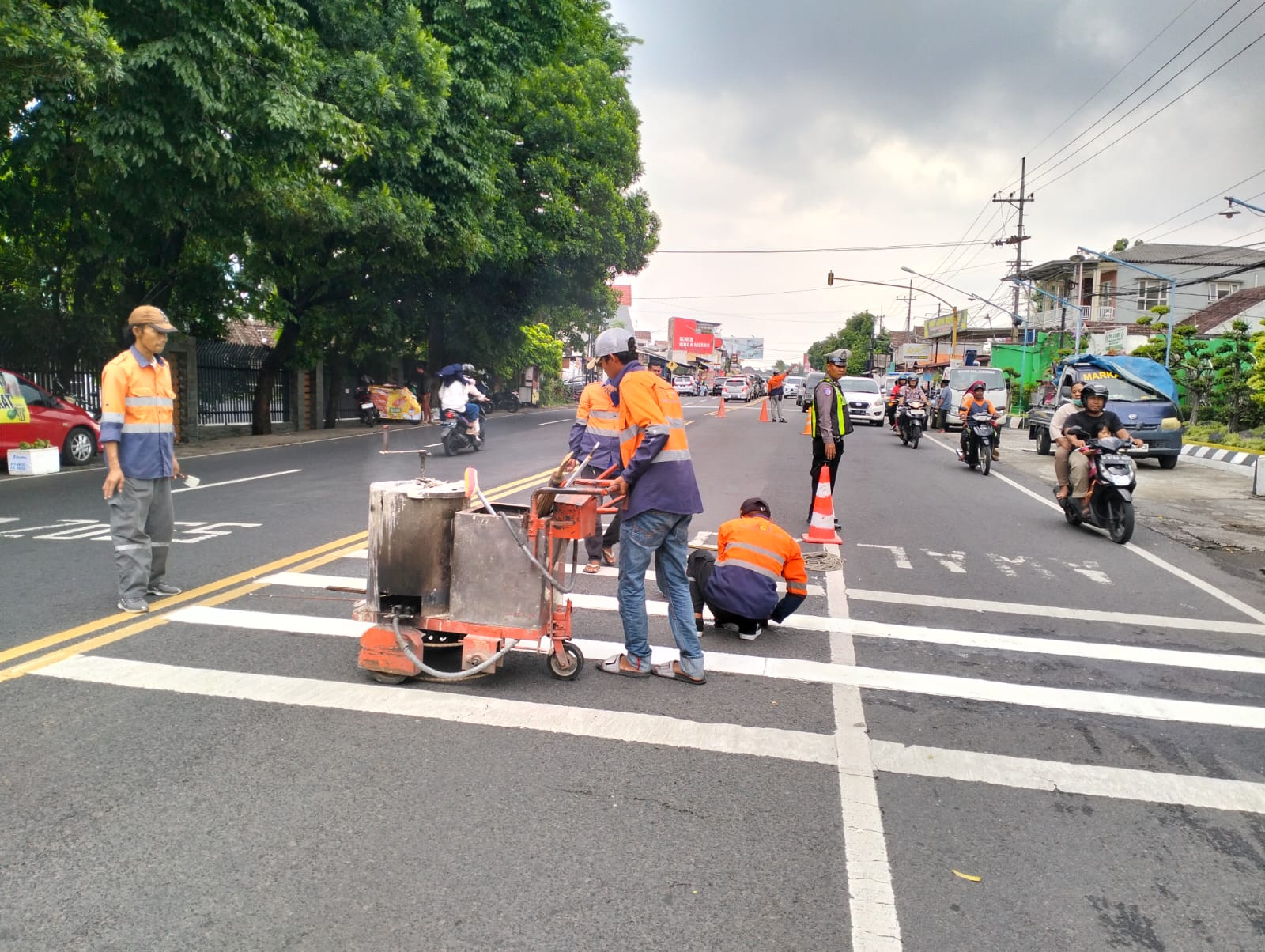 Pita Kejut di Jalan Raya Kalitengah Pandaan Akhirnya Ditinggikan untuk Cegah Balap Liar