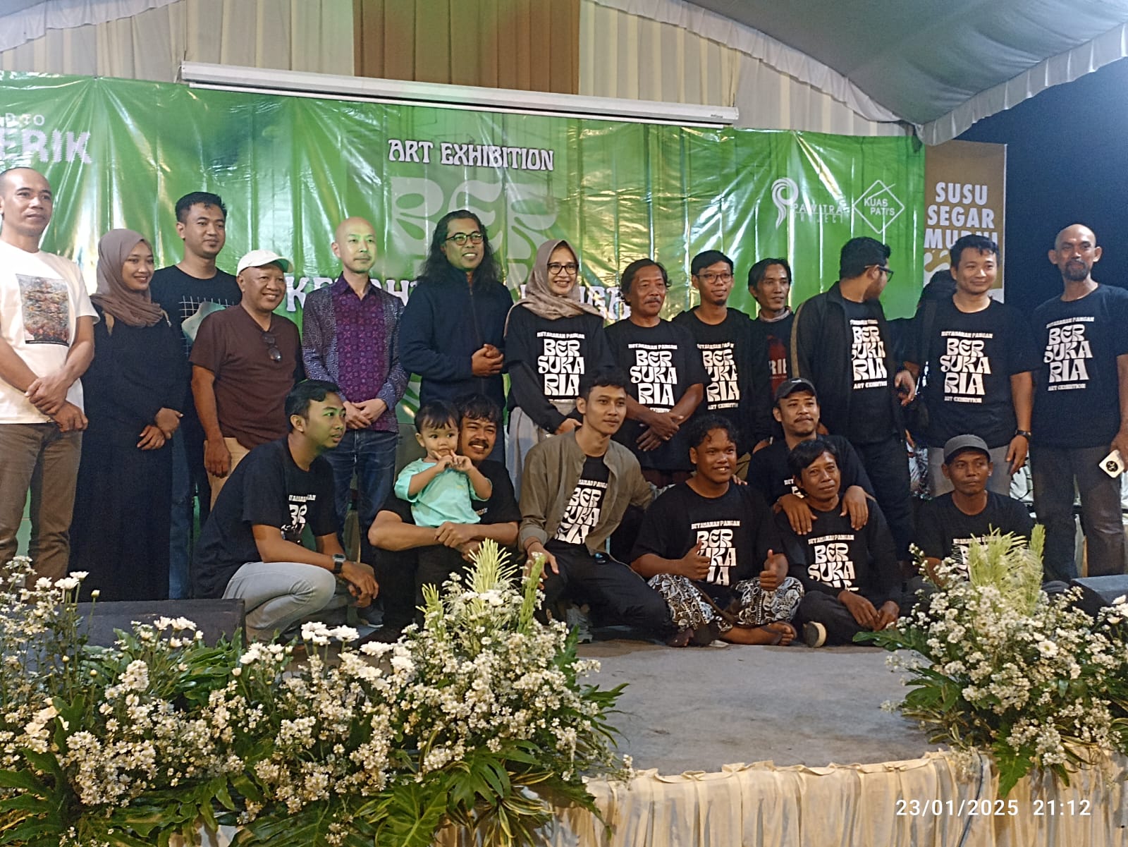 Ketua KUTT Suka Makmur Dan Komunitas Derik Menggelar Pameran Lukisan Dengan Bertemakan Ketahanan Pangan