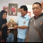 Keluarga Besar F Wamipro, Takziah Ke Rumah Duka Almarhum Suatman di Lumajang