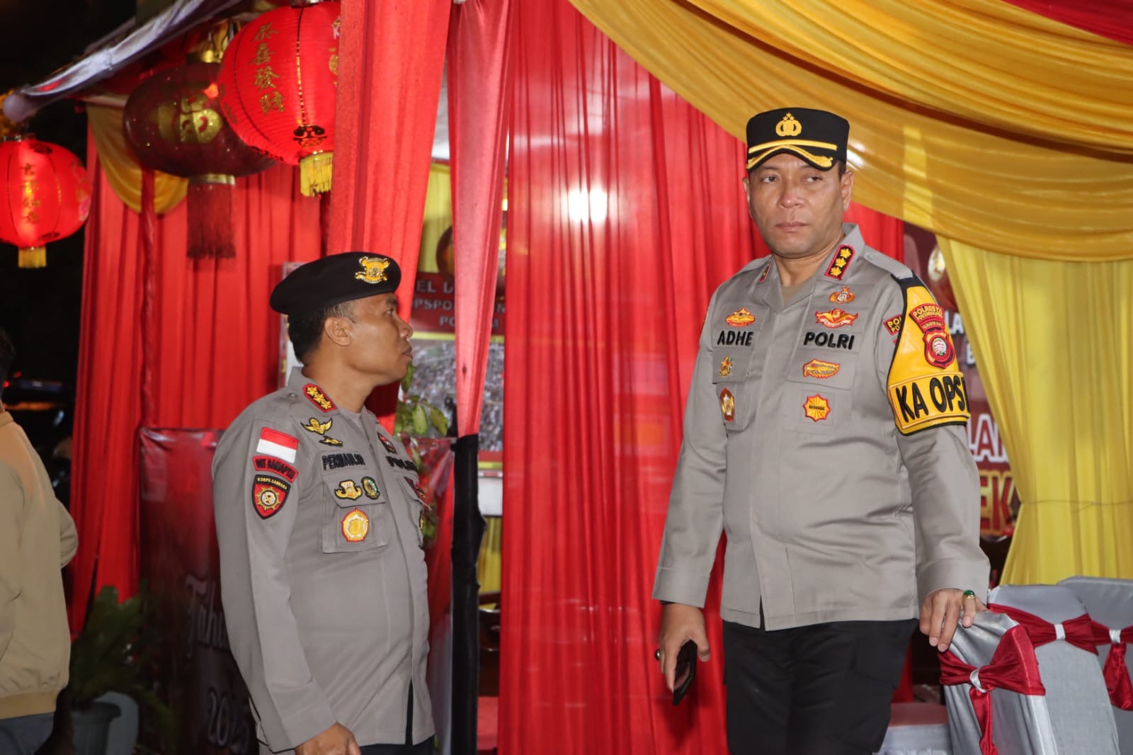 Kapolresta Pontianak Bersama Forkopimda Pantau Situasi Malam Perayaan Tahun Baru Imlek 2025 di Kota Pontianak