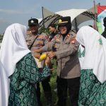 Polres Pasuruan Gelar Jumat Curhat, Bahas Kamtibmas Hingga Gerakan Minum Susu Bagi Anak – anak