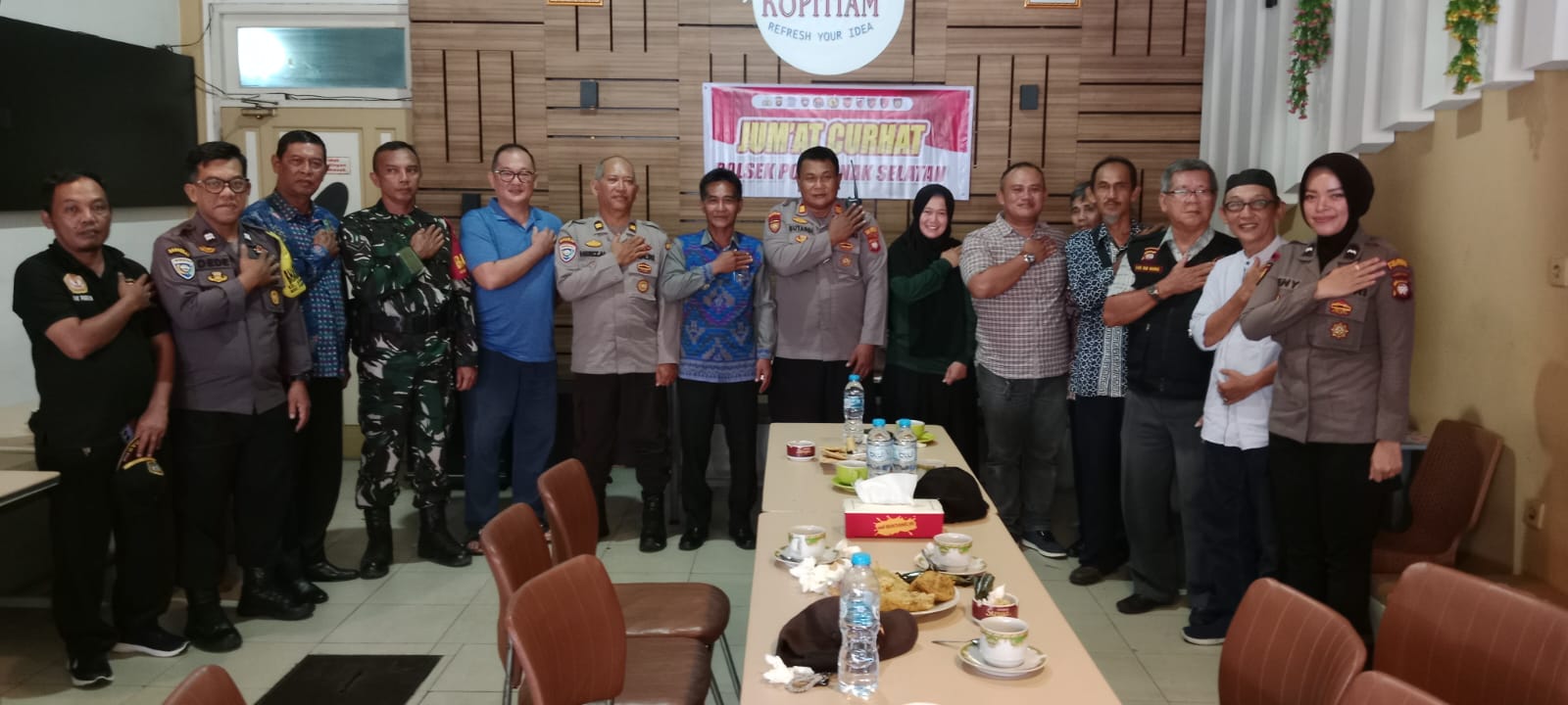 Jelang Ramadhan 1446 H, Polsek Pontianak Selatan Gelar Jum’at Curhat Bersama Forkopimcam dan Masyarakat