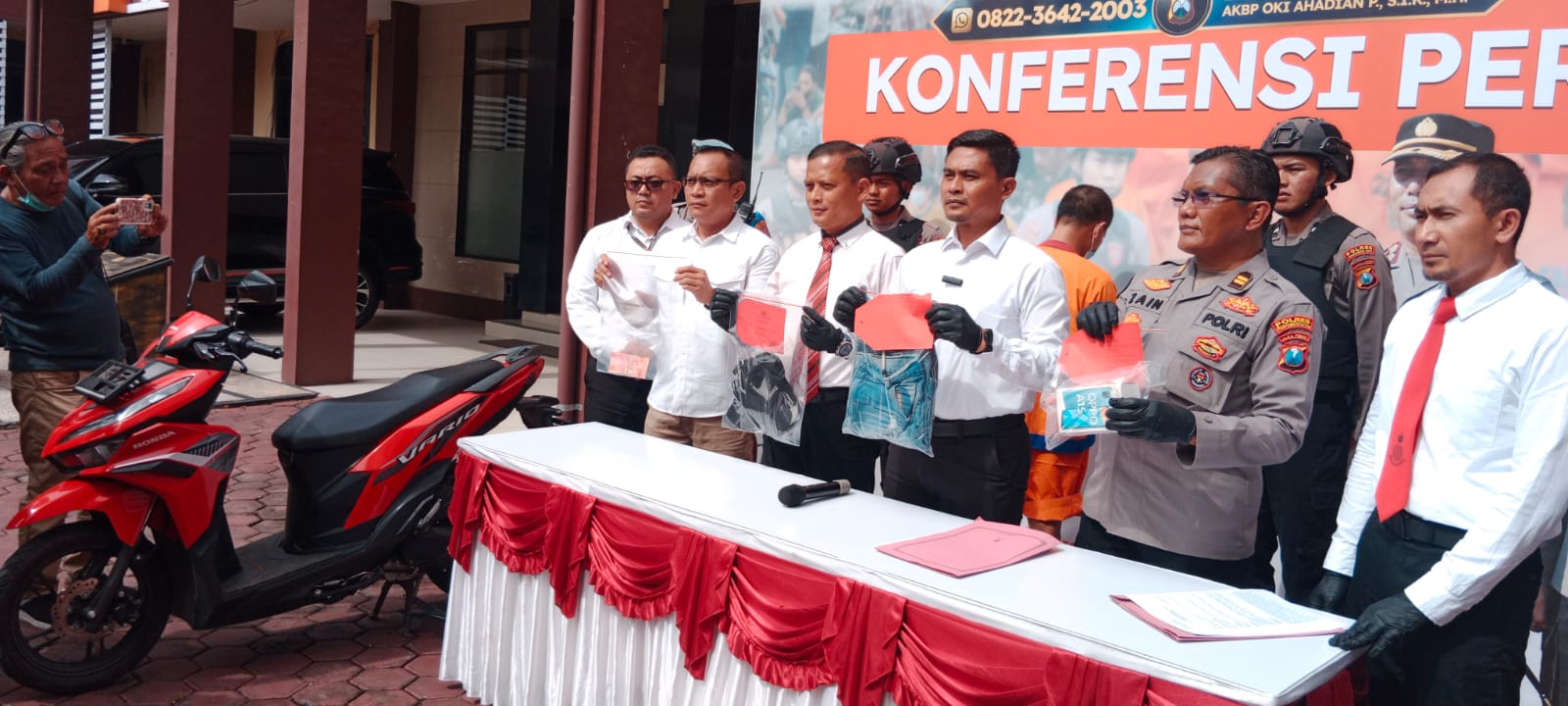 Pers Release Polres Probolinggo Kota Ungkap Kasus Jambret Di Depan SMK 3