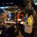 Patroli Humanis Polresta Pontianak Sambangi Petugas Jaga Malam dan Masyarakat, Sampaikan Himbauan Kamtibmas dan Sarana kontak