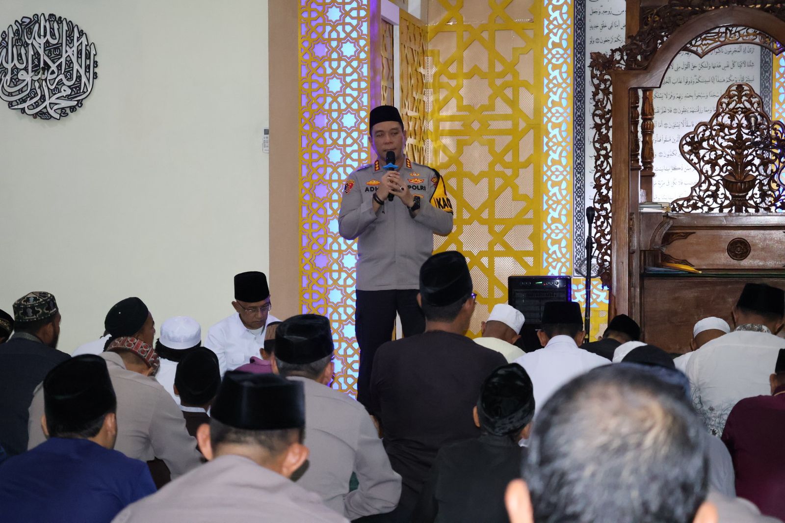 Tarawih Keliling Kapolresta Pontianak di Masjid Jami’at Taqwa Siantan