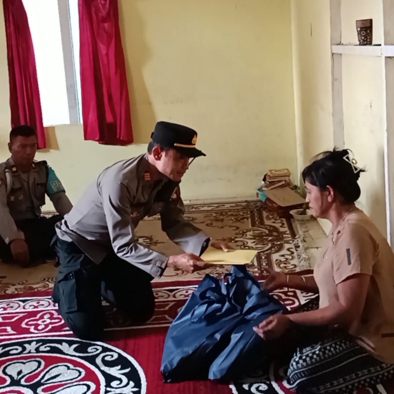 Polresta Pontianak Sambangi Rumah Duka Almarhum Iqbal, Korban Penganiayaan Saat Pawai Obor