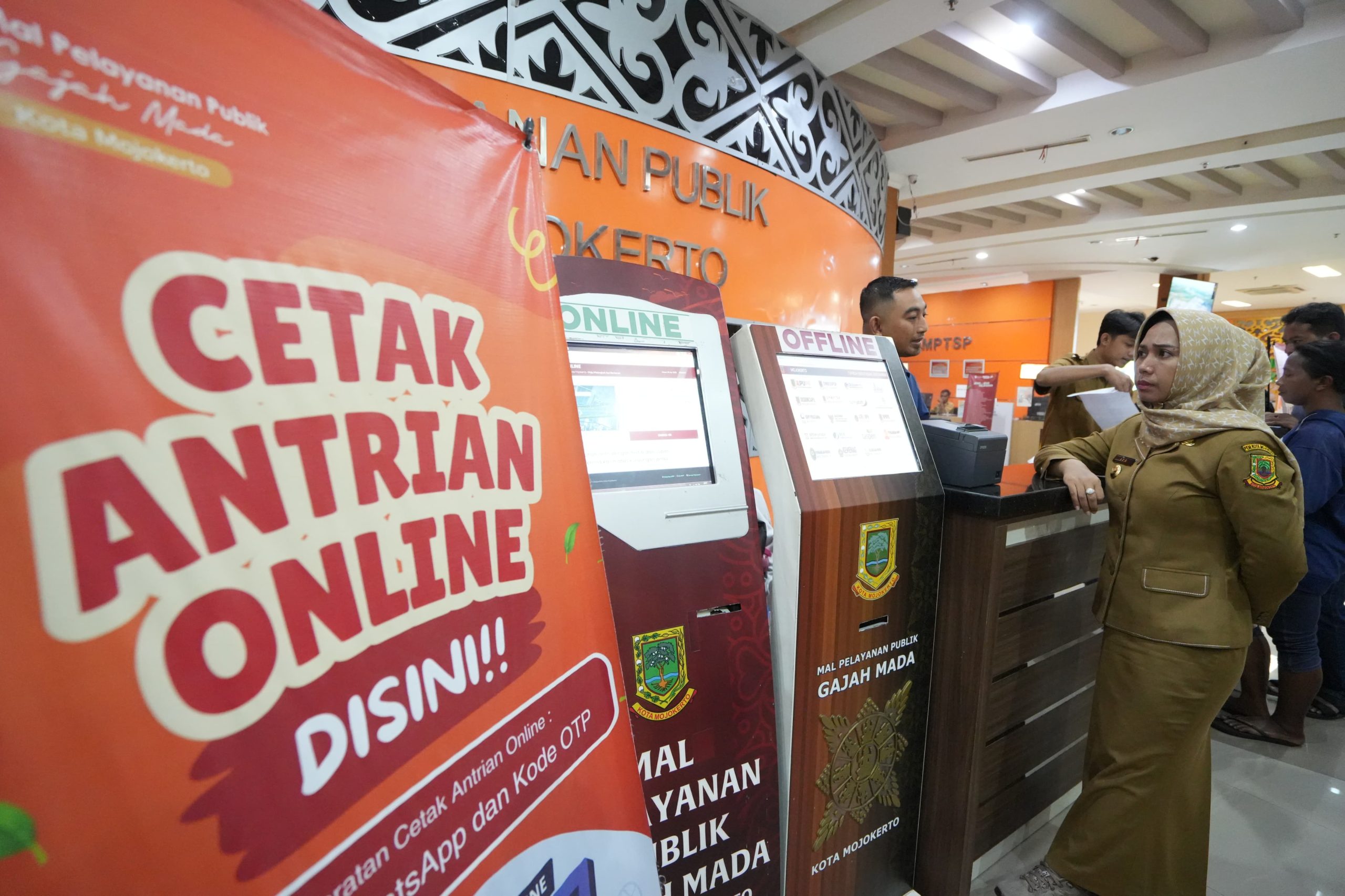 Pasca Cuti Lebaran, Wali Kota Mojokerto Ning Ita Pastikan Pelayanan Publik Berjalan Lancar