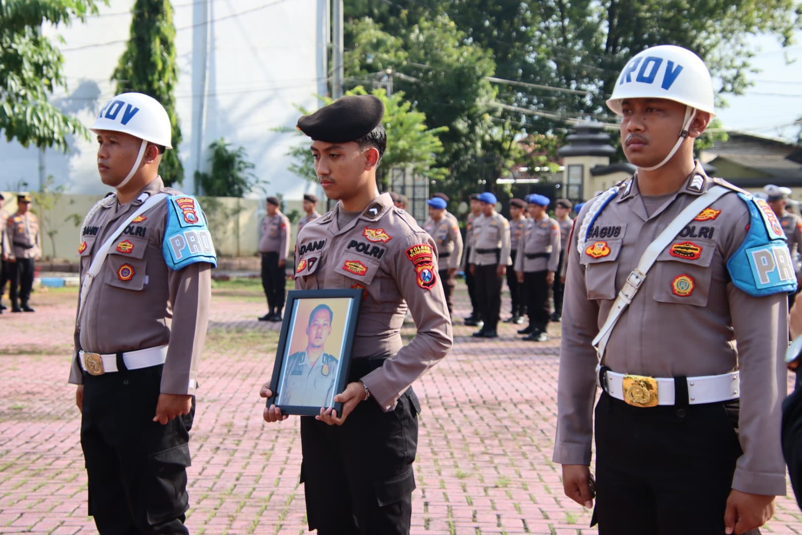 Kapolres Sumenep Pimpin Upacara PTDH Satu Anggota Polres Sumenep