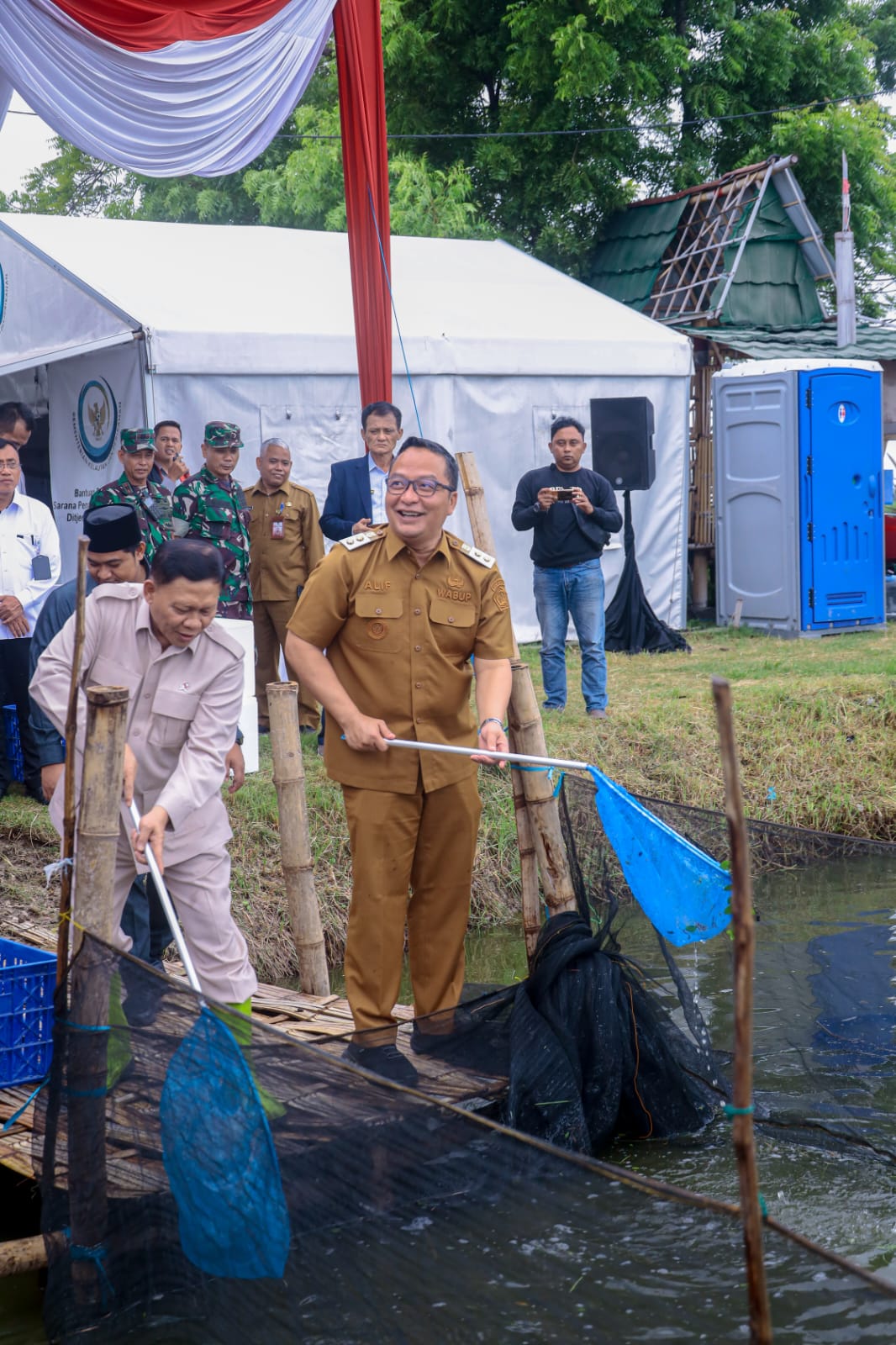 Pemkab Gresik Dukung Percepatan Penguatan Ekonomi Pesisir, Wamen KKP Tinjau Pembentukan Koperasi Merah Putih