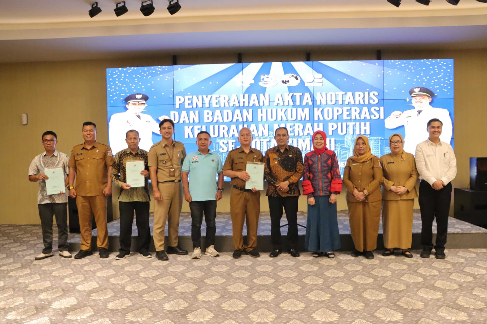 Penyerahan Akte Notaris Koprasi Kelurahan Merah Putih Kota Cimahi