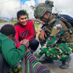 Kebersamaan TNI dan Masyarakat Papua: Satgas Yonif 500/Sikatan Gelar Kegiatan Rosita di Intan Jaya