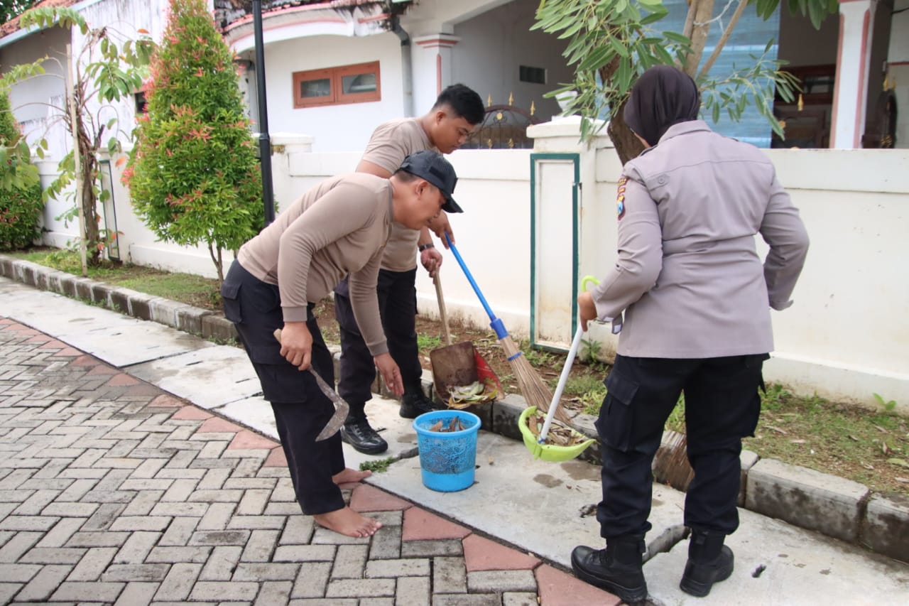 Sambut Hari Bhayangkara ke-79, Polres Sumenep Gelar Bakti Religi di Masjid Baitur Arham