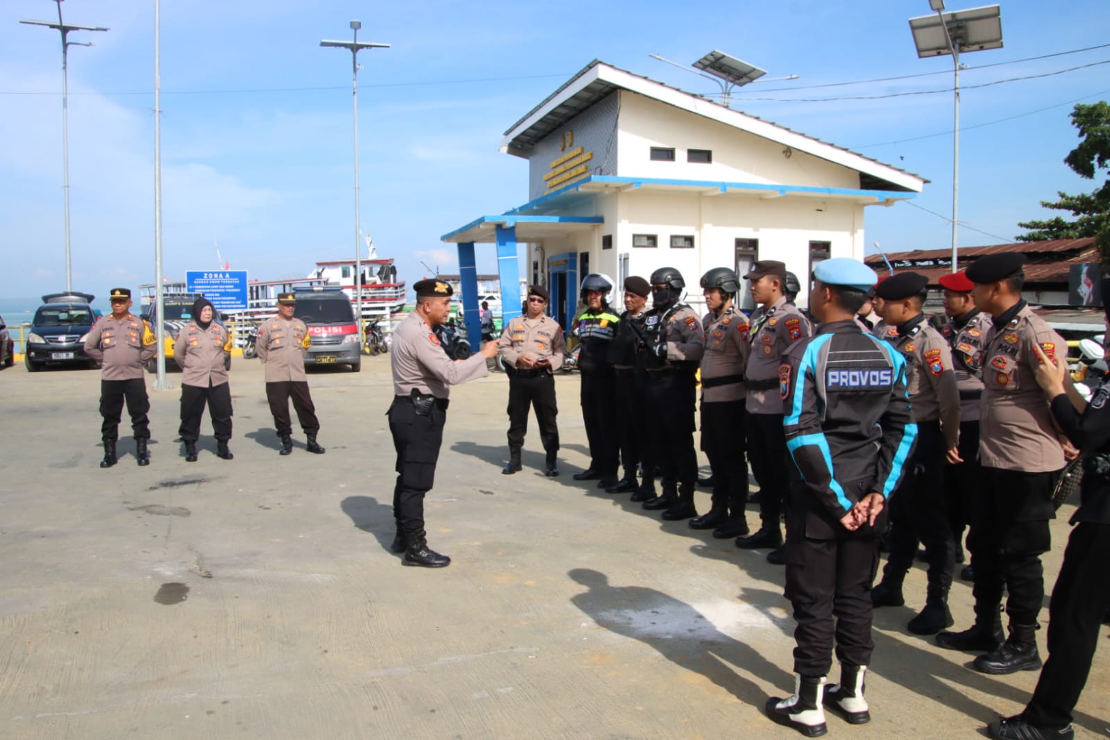 Kabag Ops Polres Sumenep Pimpin Apel Keberangkatan Patroli Safari Kepulauan