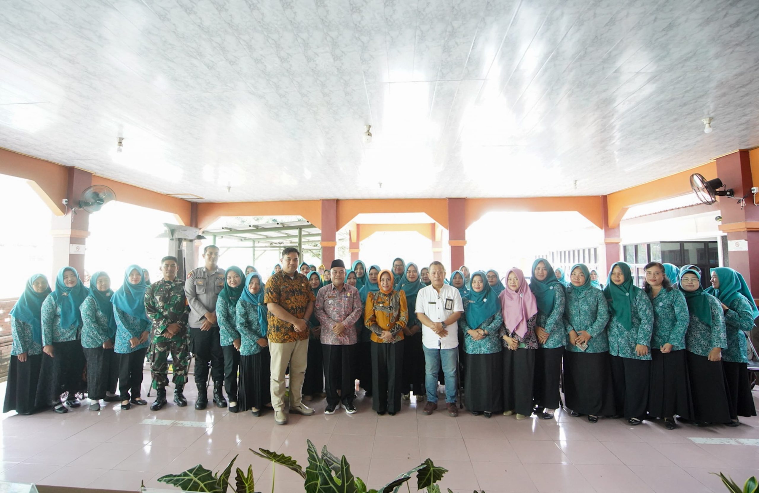 Terima Piagam Maklumat Suara Anak Indonesia, Wali Kota Mojokerto Ajak Semua Pihak Kuatkan Komitmen Penuhi Hak Anak