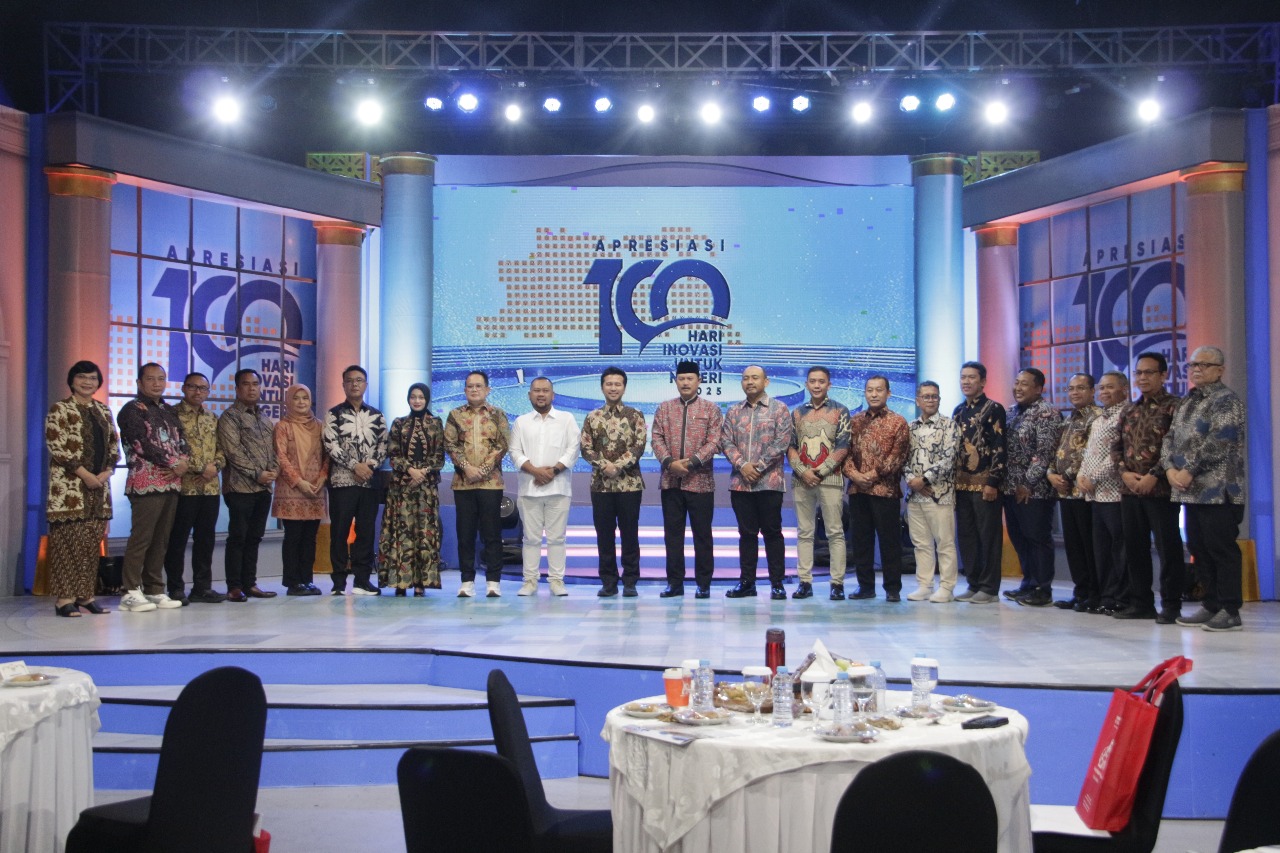 Program Kerja 100 Hari, Bupati Gresik Raih Penghargaan Kepala Daerah Inovatif