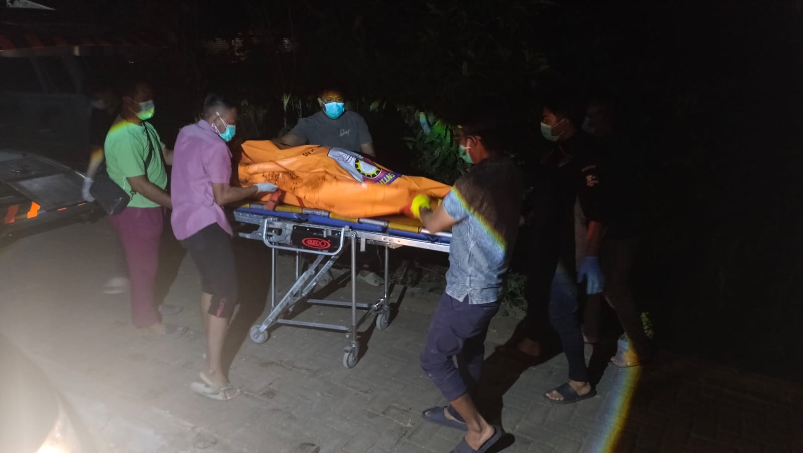 Mayat membusuk ditemukan di Perumahan Griya Agung Sumekar Batuan Sumenep