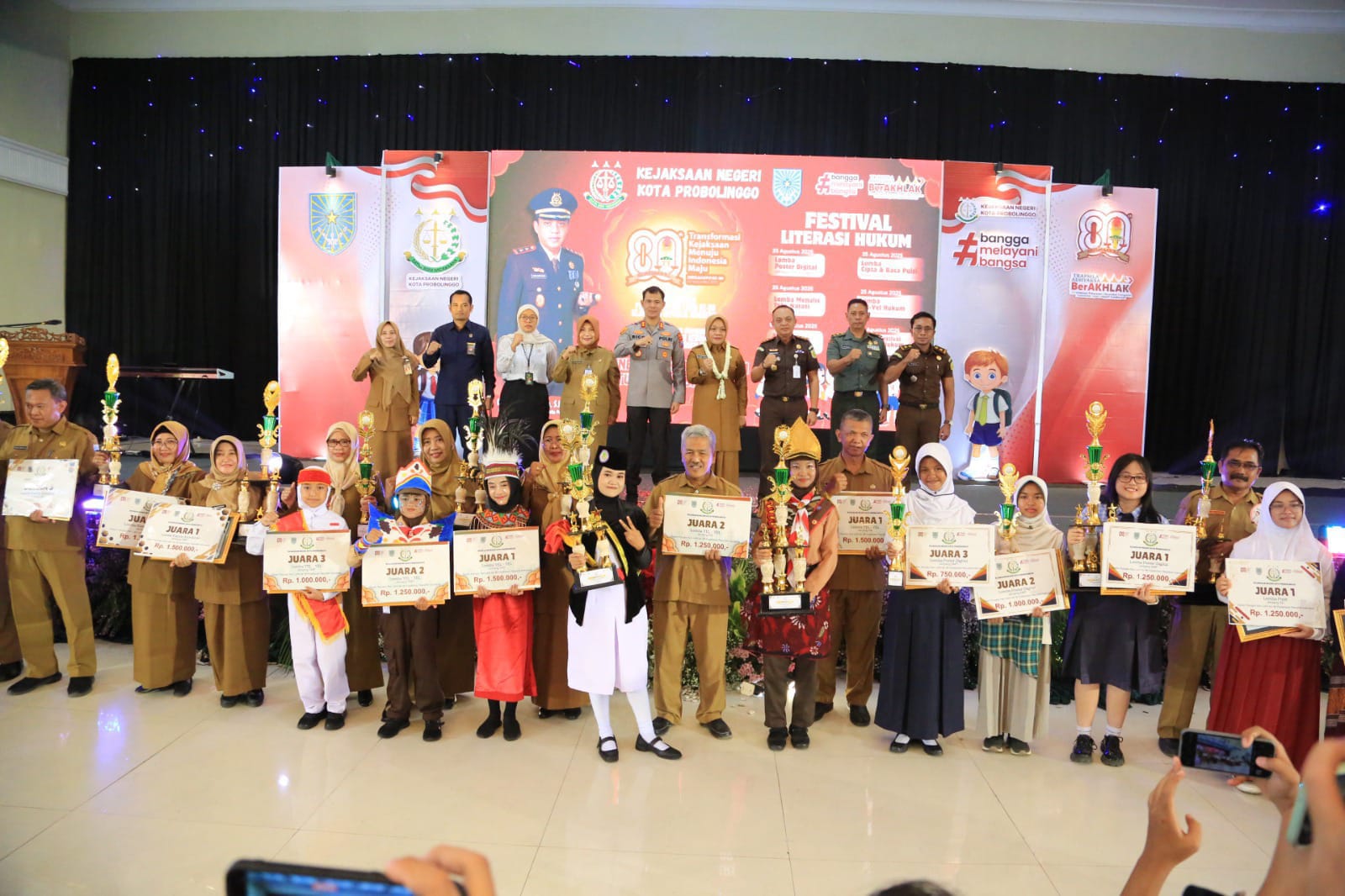 Puncak Festival Literasi Hukum Kota Probolinggo 2025, Perkuat Semangat Generasi Sadar Hukum