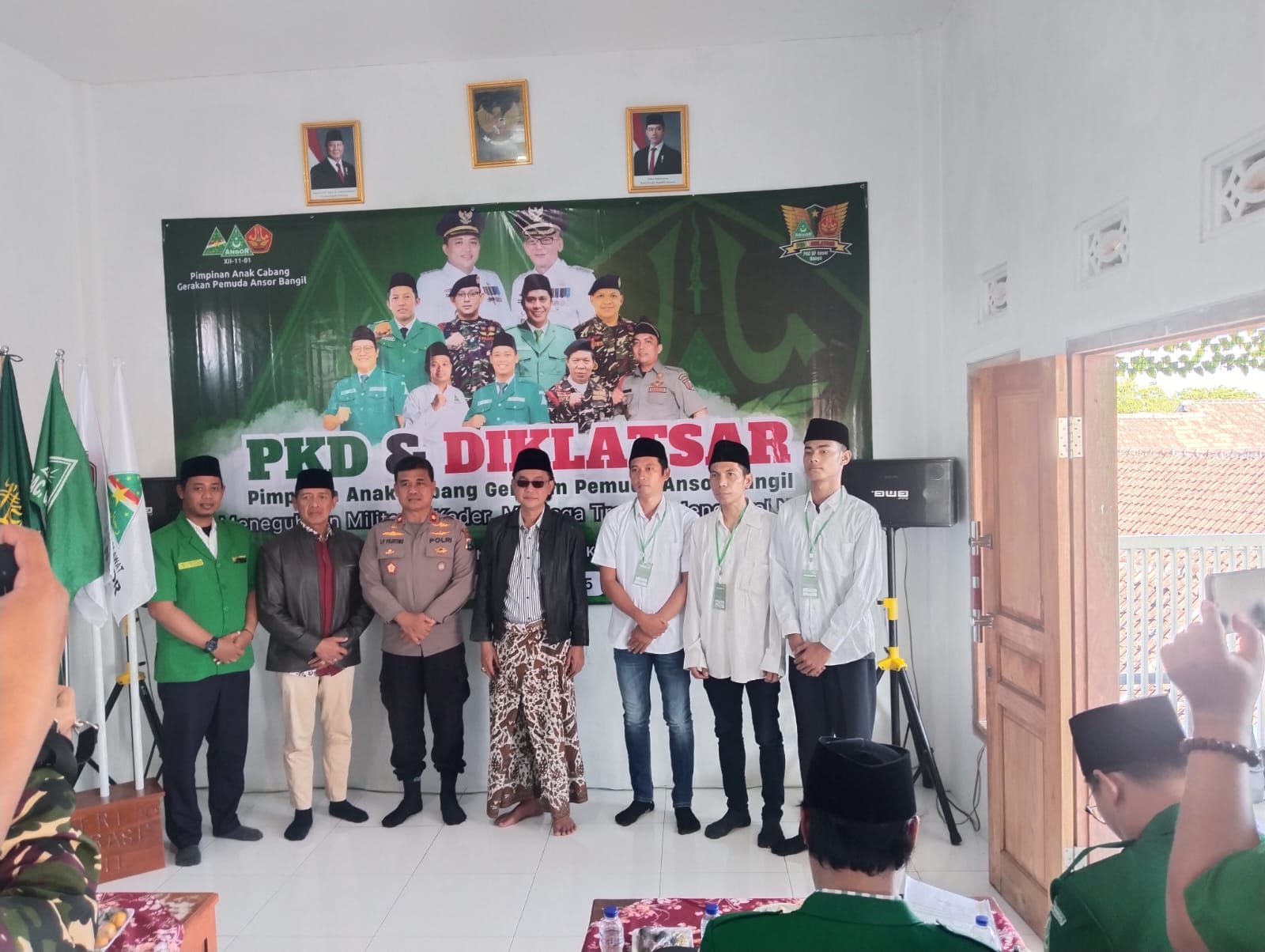 Dukung Penguatan Kader Muda, Polsek Bangil Hadiri Pembukaan PKD dan Diklatsar Ansor