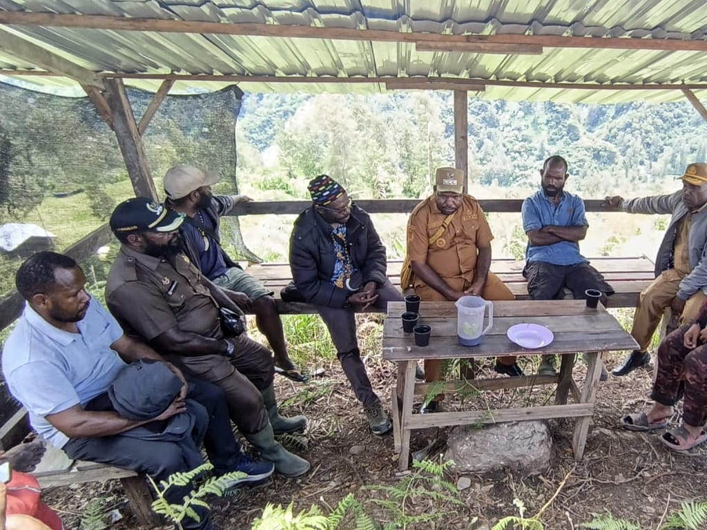 TNI dan Pemda Intan Jaya Perkuat Sinergitas untuk Masyarakat Sugapa dan Hitadipa