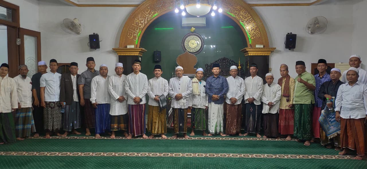 Kapolres Pasuruan Kota Gelar Safari Subuh di Masjid Assegaf, Pererat Ukhuwah Islamiah dalam Bingkai Kebhinekaan