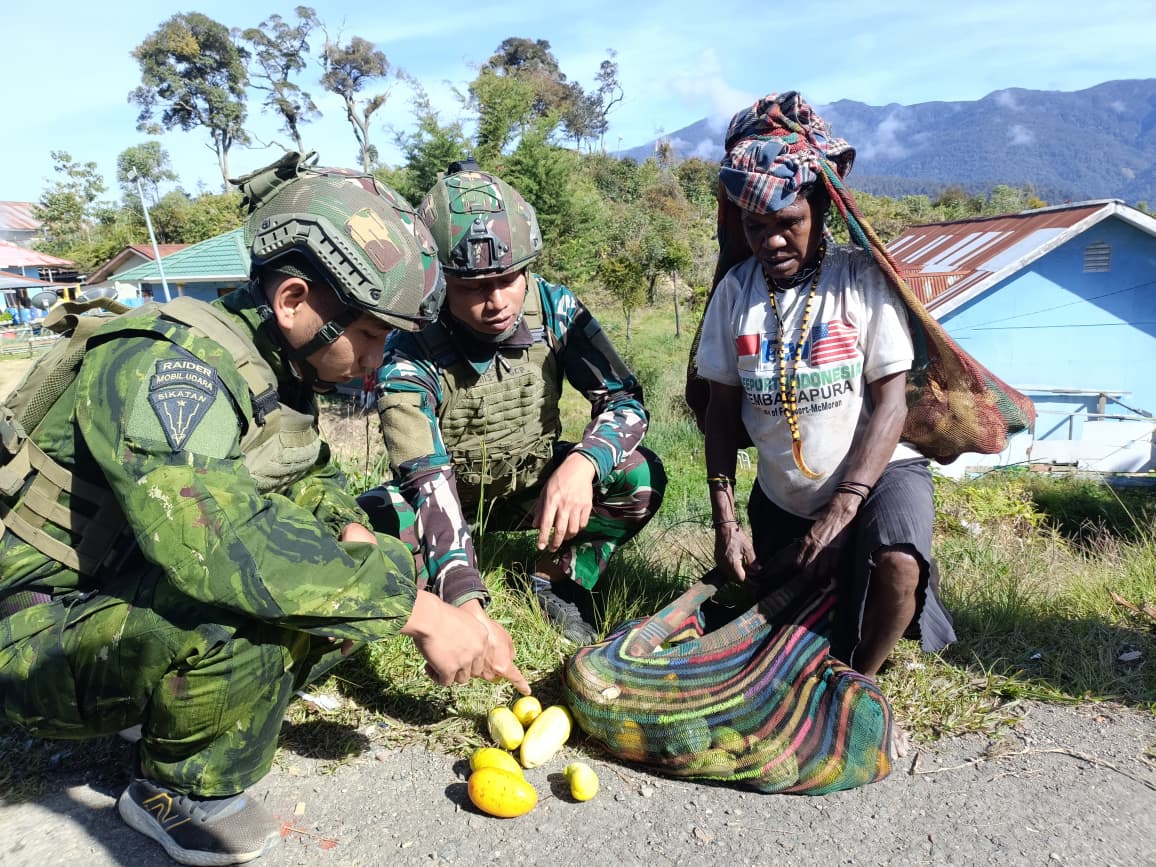 Gelaran “ROSITA” Oleh Satgas Yonif 500 Sikatan