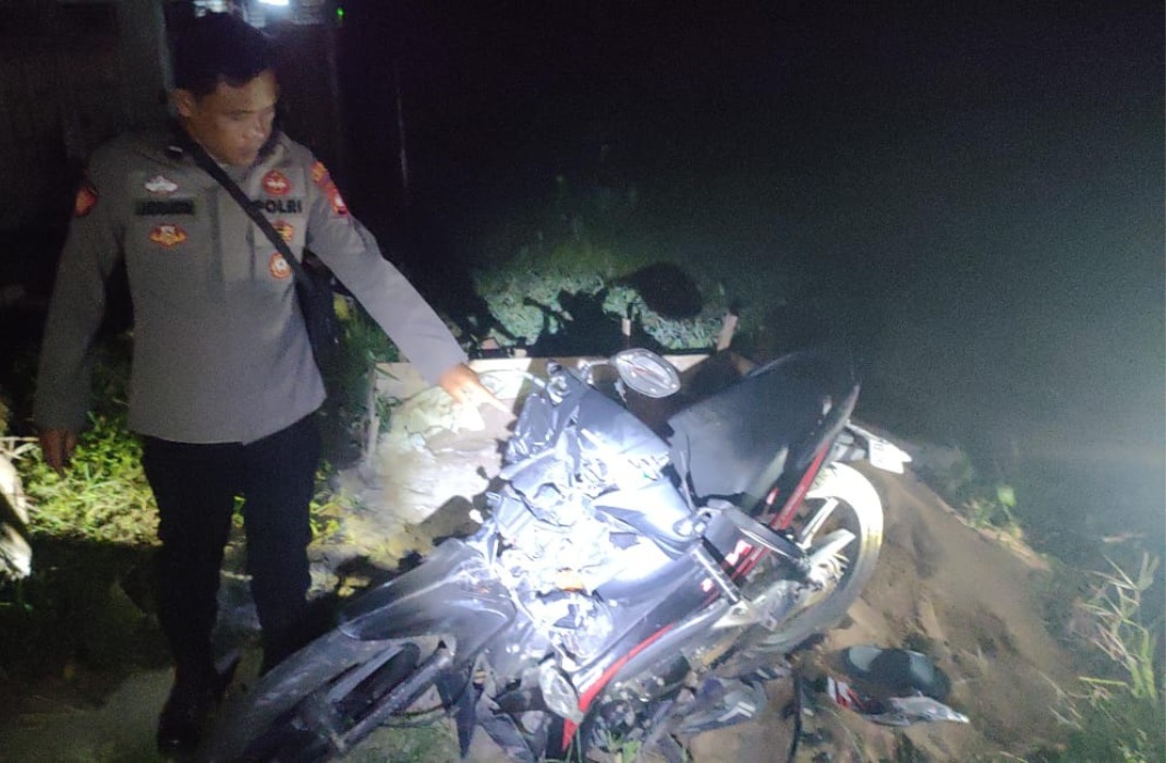 Kecelakaan Maut di Sungai Kakap: Motor Tabrak Truk Trailer, Pengendara Tewas di Tempat