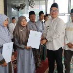 Dukung Penjaga Al-Qur’an, Pemkab Gresik Serahkan Insentif Kehormatan Tahap Kedua bagi Huffadz